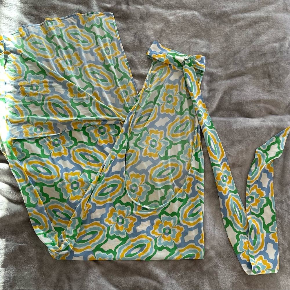 Beautiful spring Zara dress